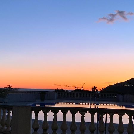 Appartement Agreable En Bord De Mer Villefranche-sur-Mer Eksteriør bilde