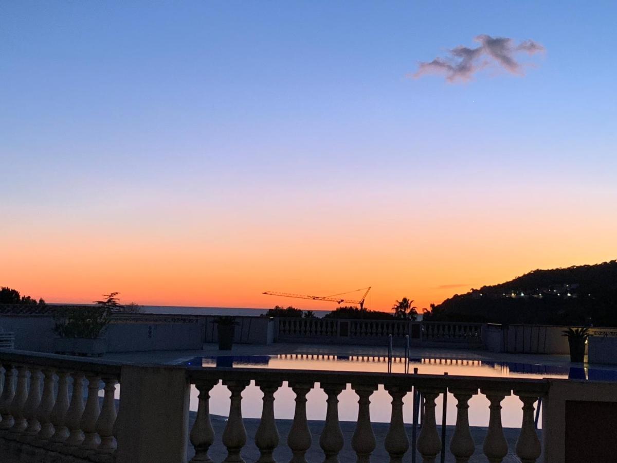 Appartement Agreable En Bord De Mer Villefranche-sur-Mer Eksteriør bilde